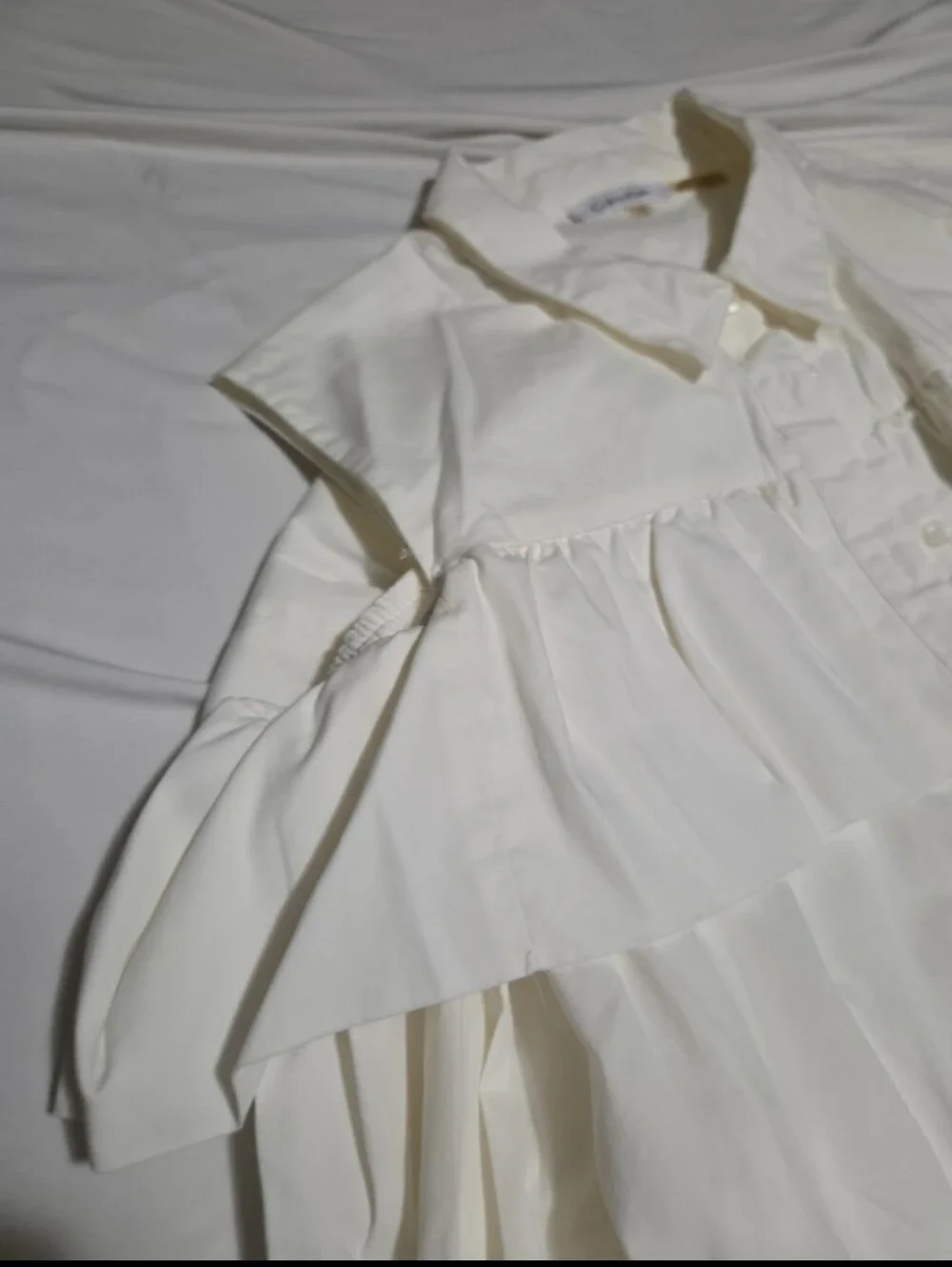 Calvin Klein Women's large white cold shoulder button Blouse #30